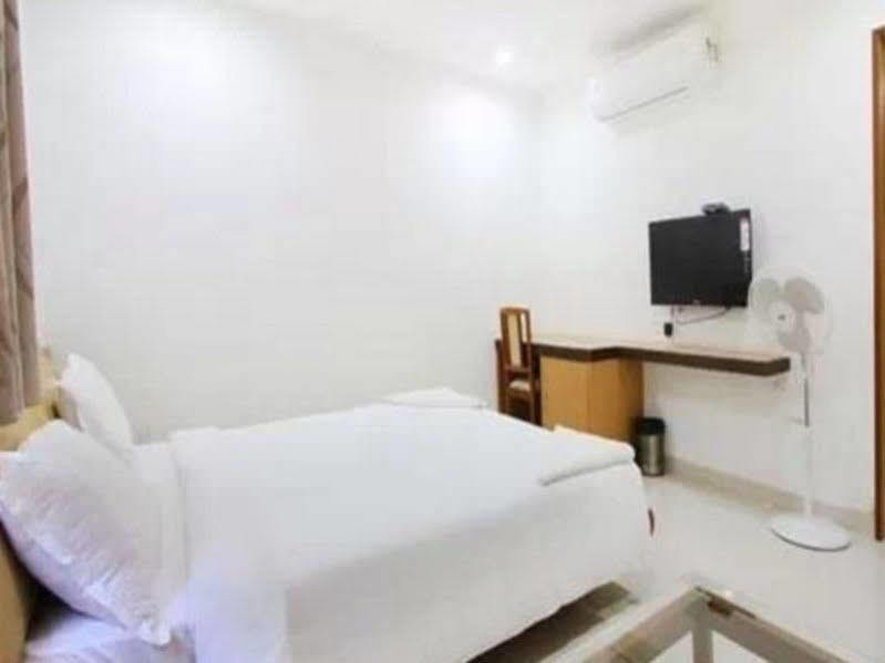 Fabhotel Syberitic Suites Gachibowli - Fully Vaccinated Staff Kondapur  Zewnętrze zdjęcie